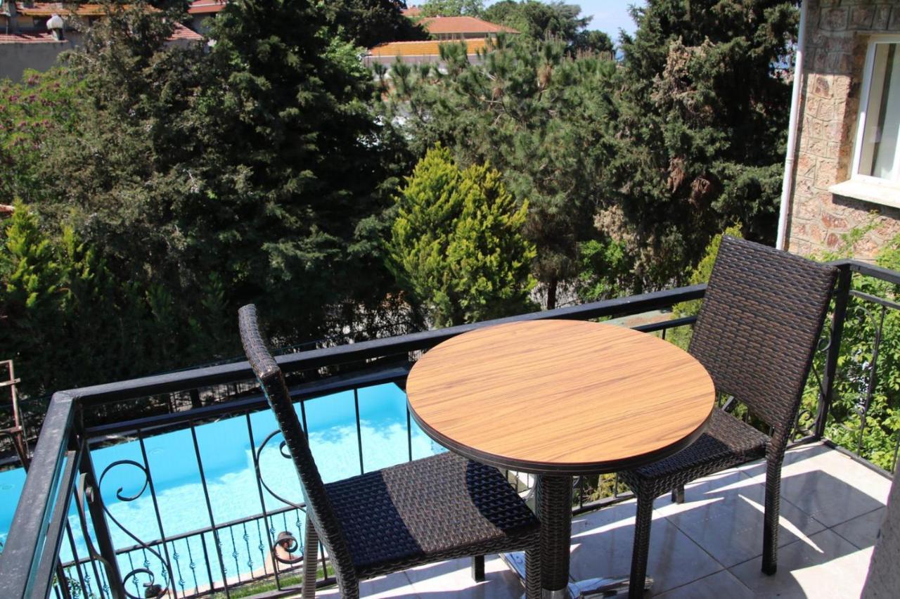 Karadağ Apart Hotel Adalar Bagian luar foto