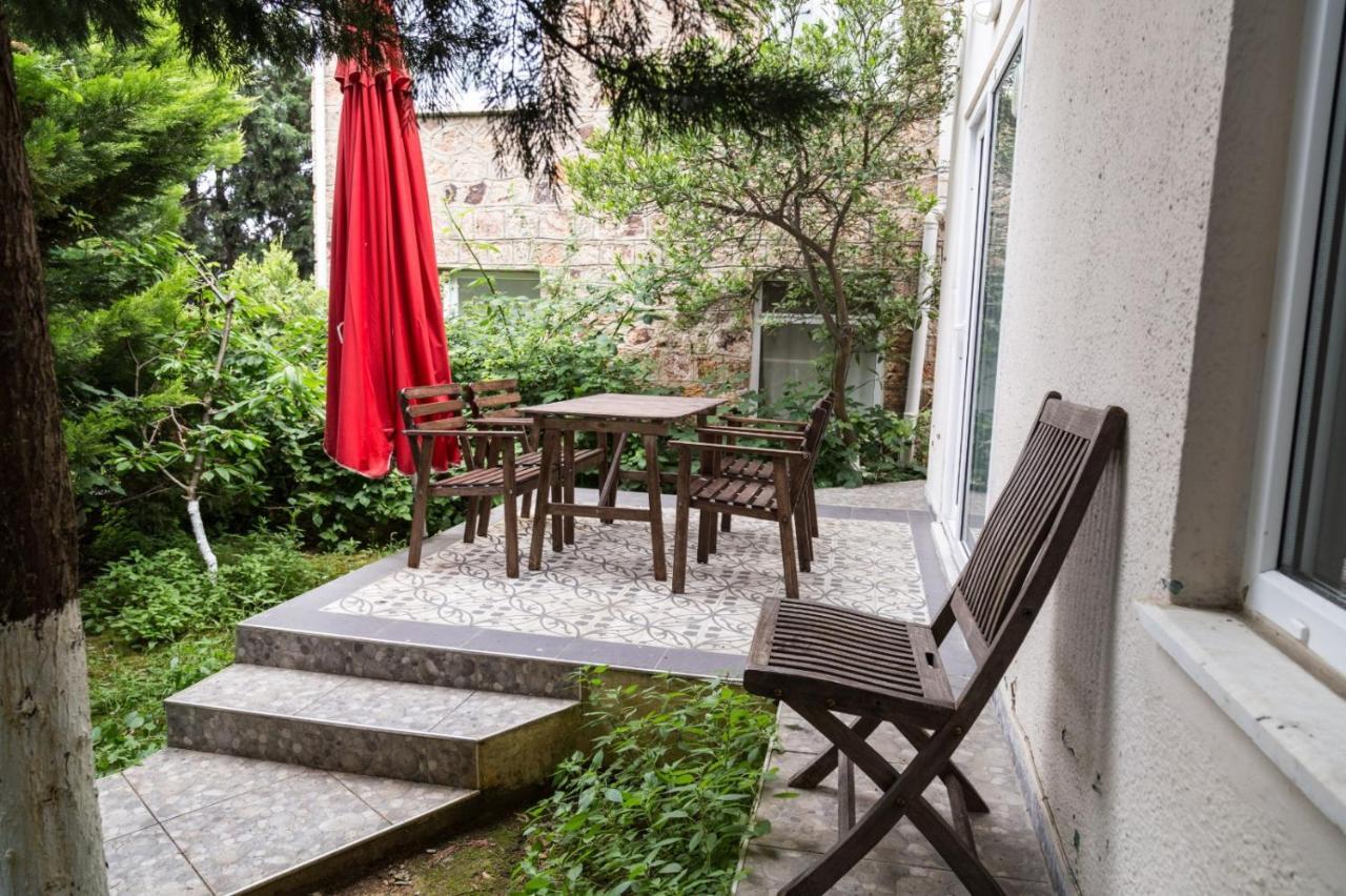 Karadağ Apart Hotel Adalar Bagian luar foto